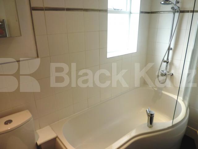 			NEW INSTRUCTION!, 1 Bedroom, 1 bath, 1 reception Flat			 Sussex Way, HOLLOWAY